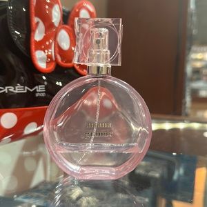 Ariana grande parfume